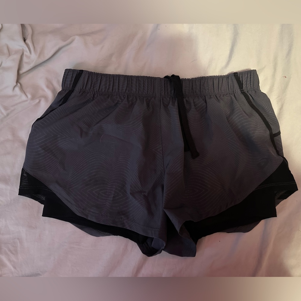 Gray shorts